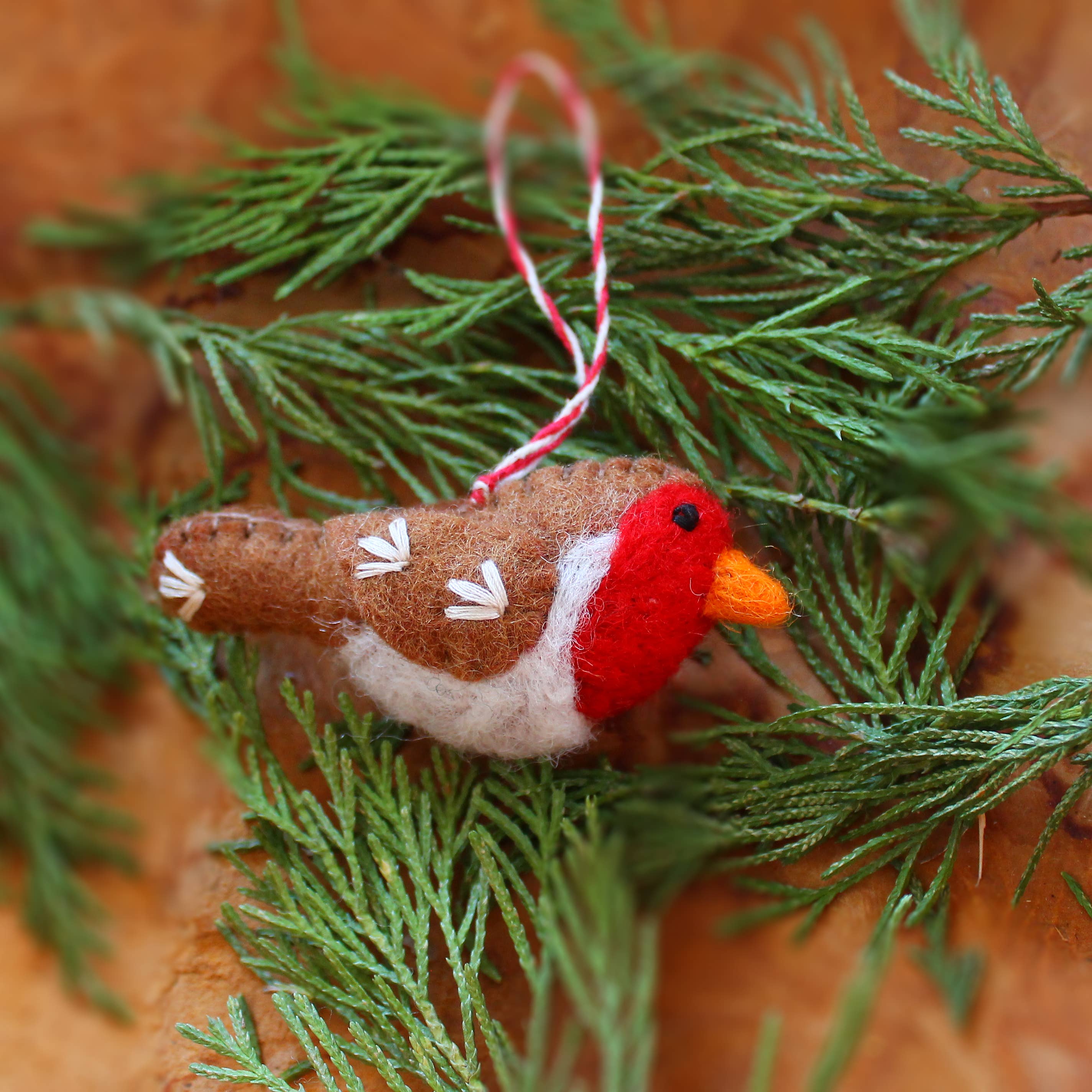 Fiona Walker England - Wholesale Kerstdecoratie - Kleine Robin Hangdecoratie1