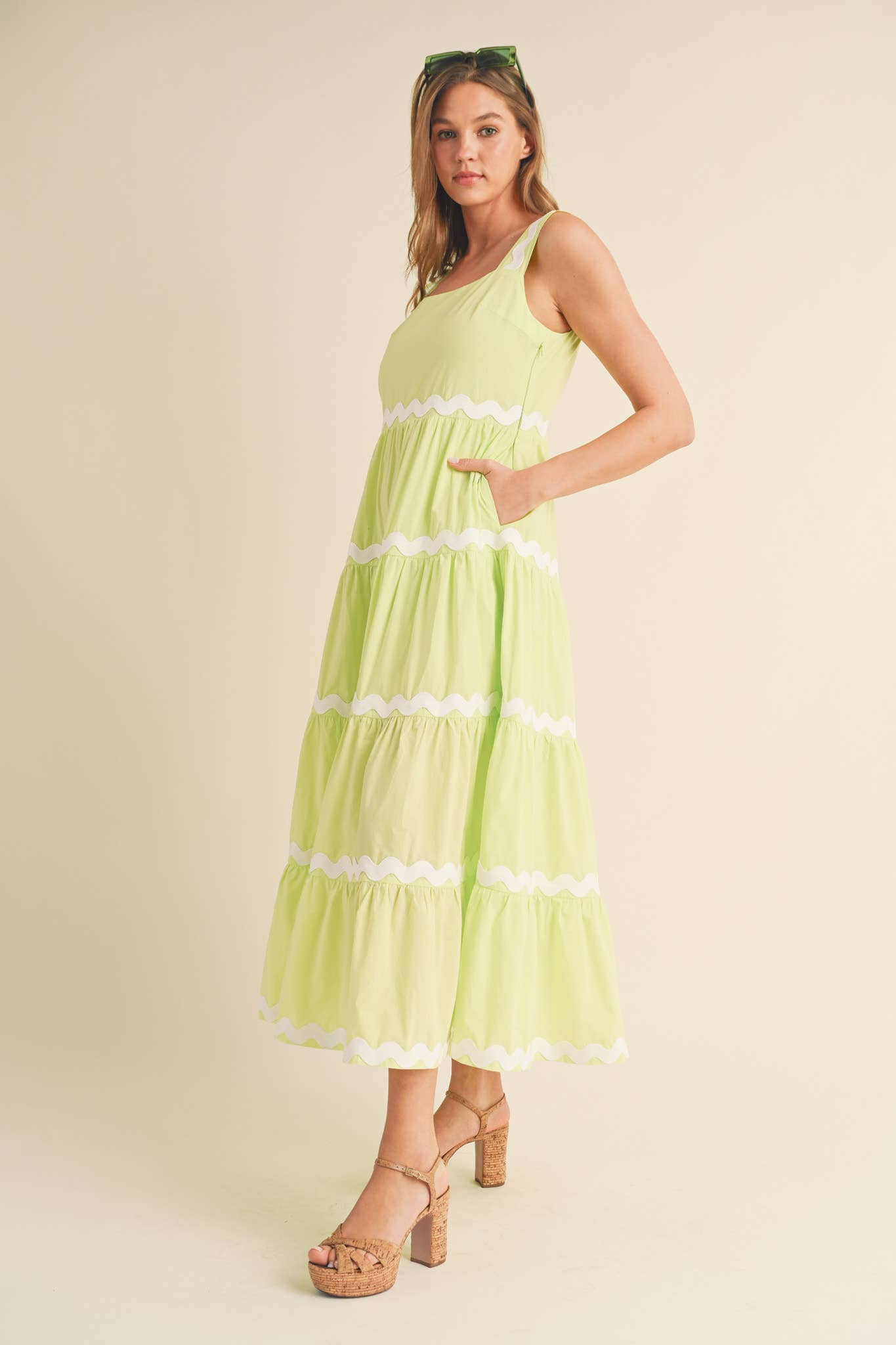 &MERCI - Wholesale Dress - Women's - TIERED RIC RAC TRIM MIDI DRESS MDR30747