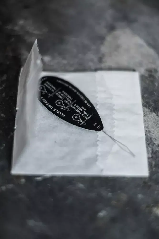 Merchant and Mills - Wholesale Embroidery/Cross Stitch Supplies - Needle Threader2