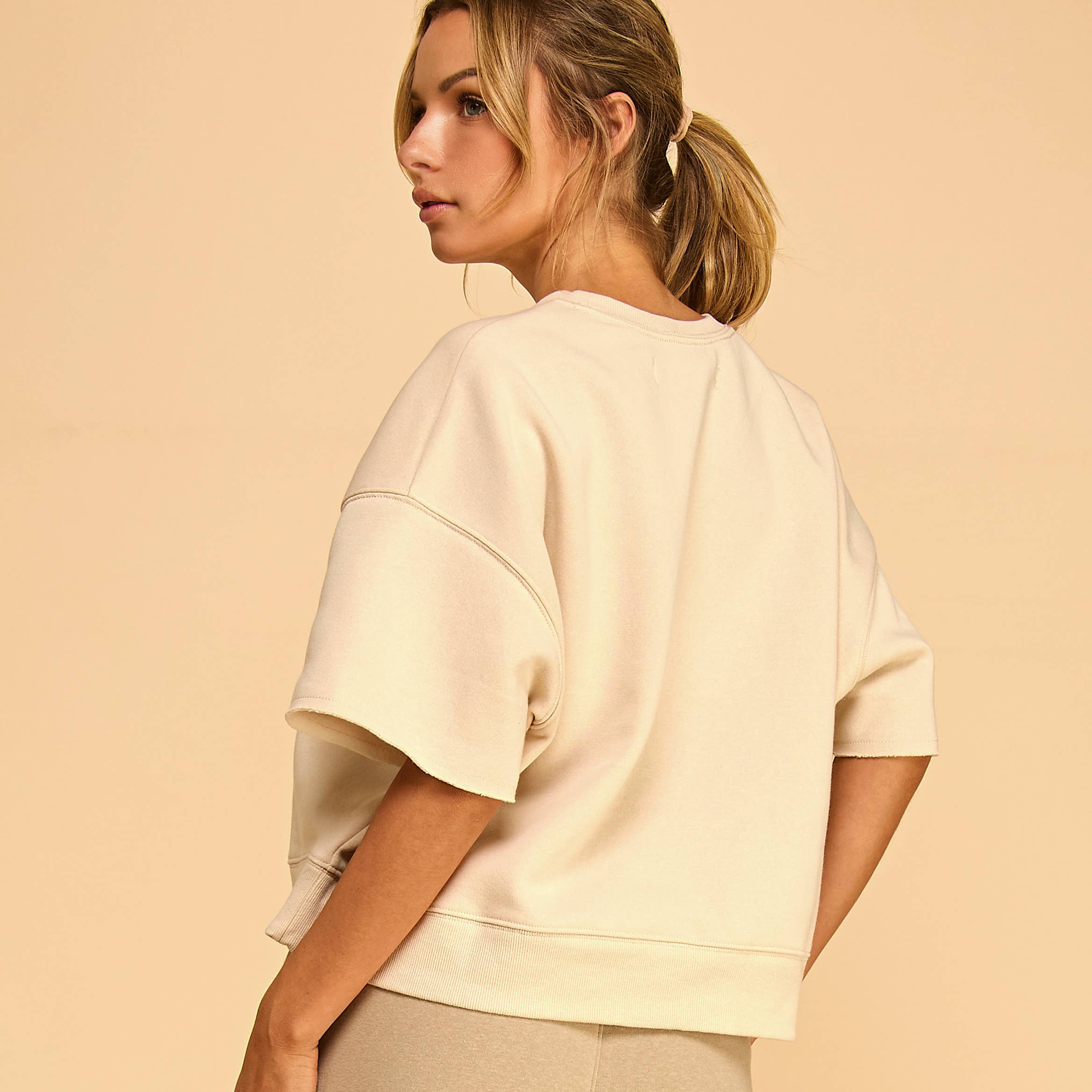 FREEZIA - Wholesale Sweatshirt - Women's - SUPER SOFT SHORT SLEEVE SWEATSHIRT IN FRENCH TERRY-FZ0009-D134