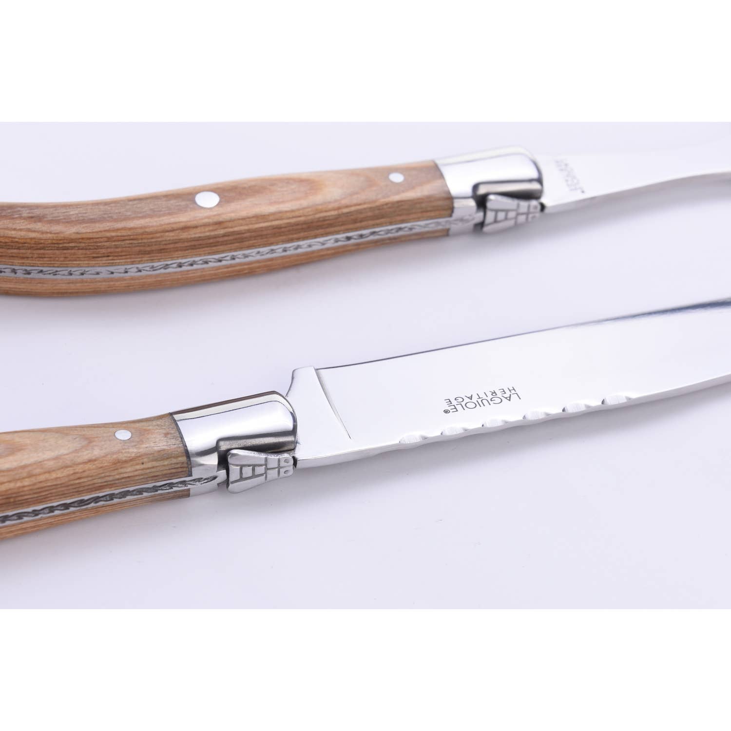 LAGUIOLE HERITAGE – wholesale Serveringsredskap – LAGUIOLE HERITAGE set med 2 stycken kniv och gaffel för carving4