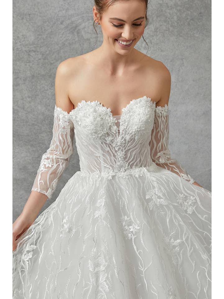 GEWEICHT Hochzeitskleid mit langen Ärmeln und schulterfreiem A-Linien-Schnitt für den Großhandel auf Faire4