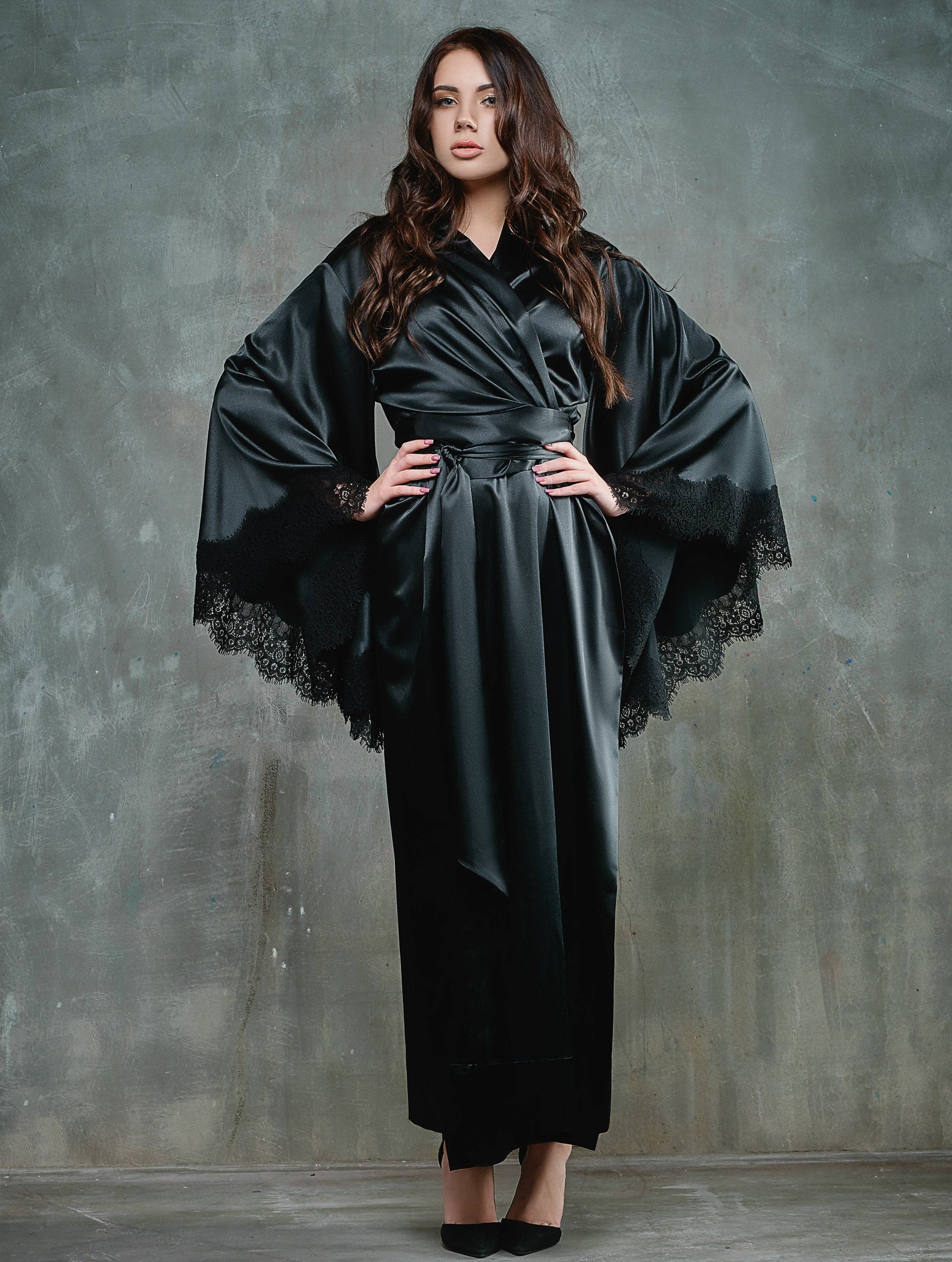 KÂFEMME and Co - Wholesale Robe - Women's - Eliza Long Silky Kimono Robe - Black, Grey, Red3