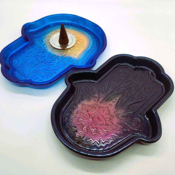 Slightly Askew Art - Wholesale Jewelry Dish - Hamsa Hand Trinket Dish - Made with Resin & Color-Shift Mica15