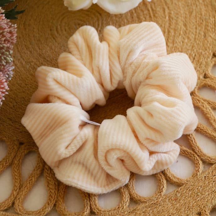 Wild Rose Accessories – Großhandel Haargummi – Damen – Cord-Haargummi aus Marshmallow-Samt 0