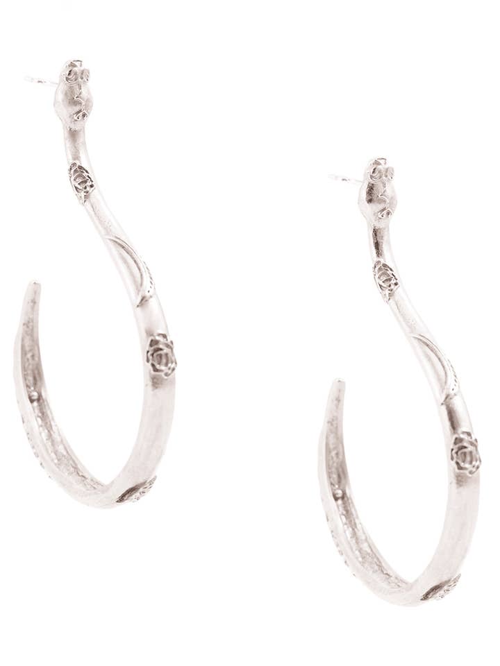 orecchini a cerchio piccoli a serpente/serpente per la vendita all'ingrosso da parte di Kira Don Jewel