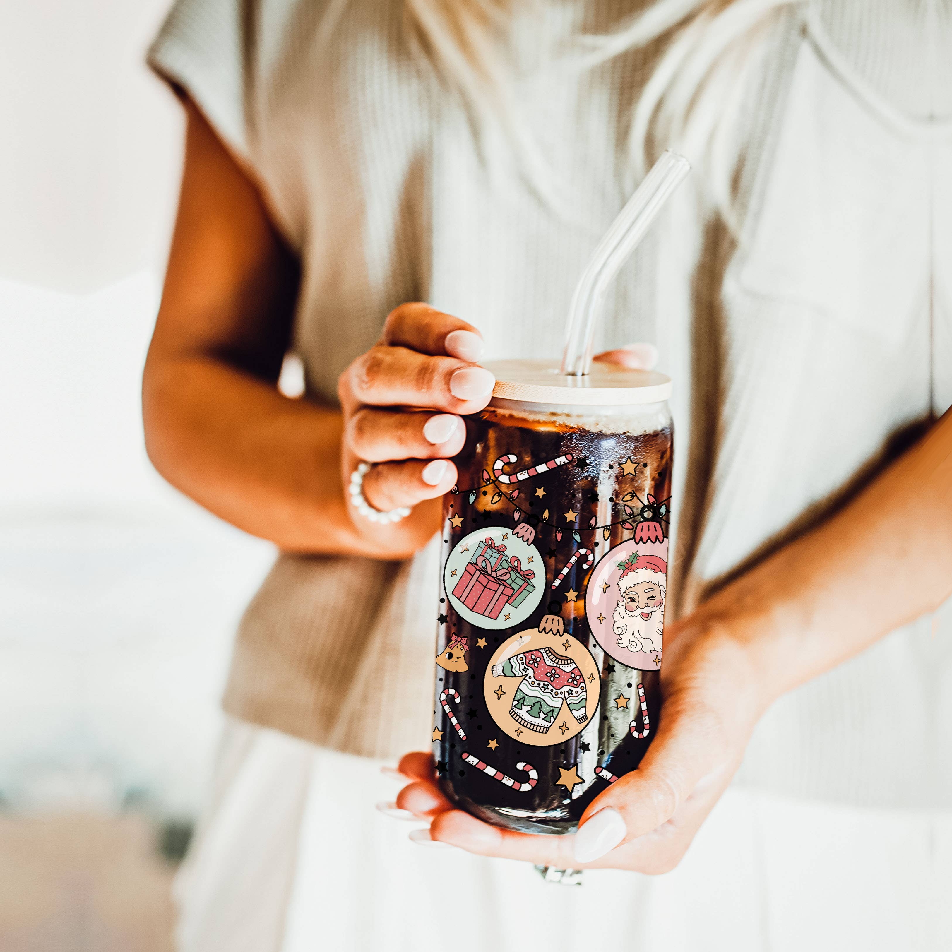 Gia Roma - Venta al por mayor Vaso/copa - Tazas de cristal para café navideñas con pajitas y tapa de madera, diseño de copos de nieve15