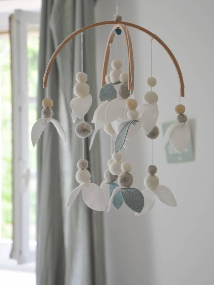 White foliage mobile for wholesale by Calmfordreamers