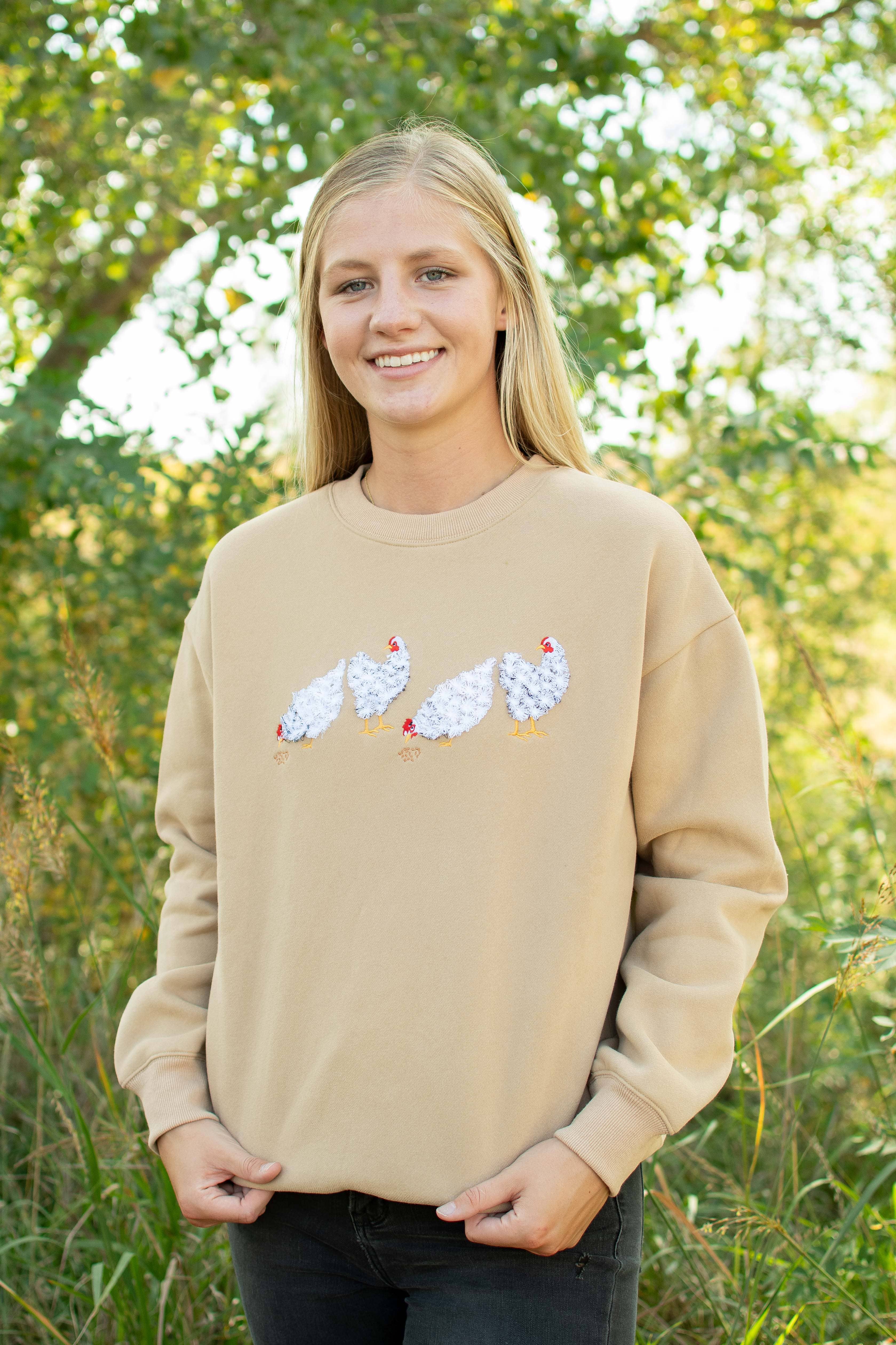 American Farm Company - Wholesale Sweatshirt - Women's - Fluffy White Chicken Tan Women's Soft Crewneck5