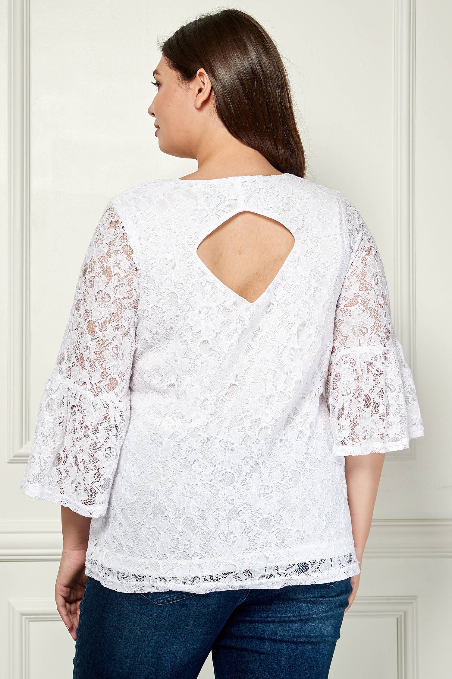 Winslow Collection – wholesale Blouse – Women’s – PLUS SIZE V- NECK ELBOW SLEEVE LACE TOP G9018250PX17