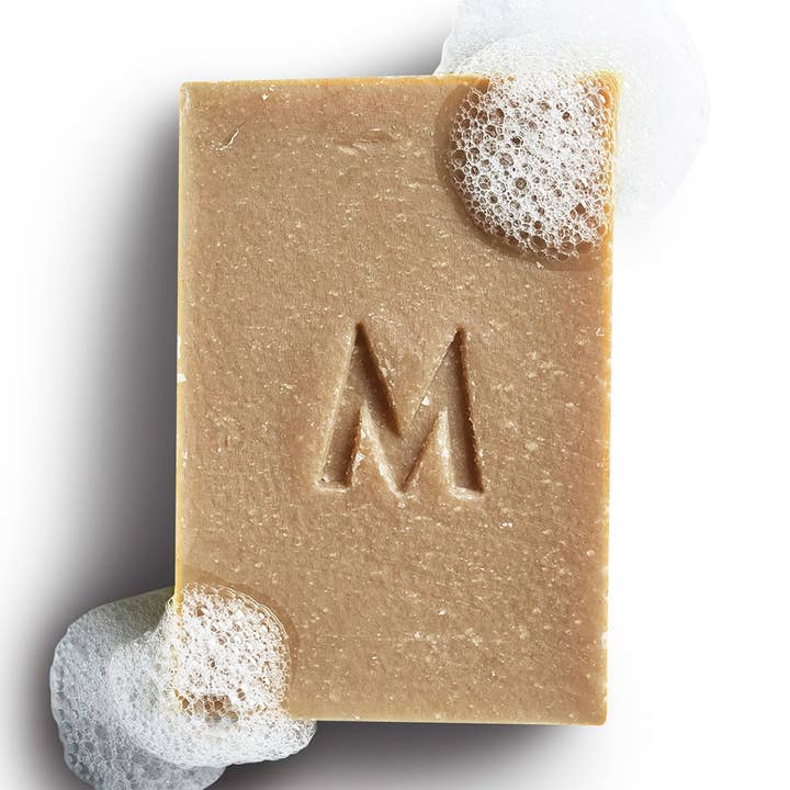 Savon au bois de santal et à la vanille pour la vente par Manos Soap Co.