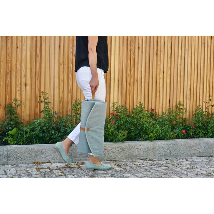 Labbvenn – Engroshandel Kæledyrsmåtte – Hund – Okka kompakt og alsidig rejsemåtte til kæledyr15