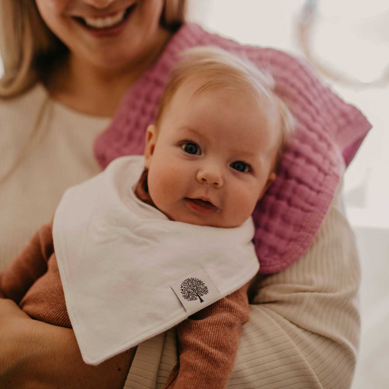 Parker Baby Co. - Wholesale Burp Cloth Set - Baby - Rose Set - Muslin Burp Cloths (4 Pack)3