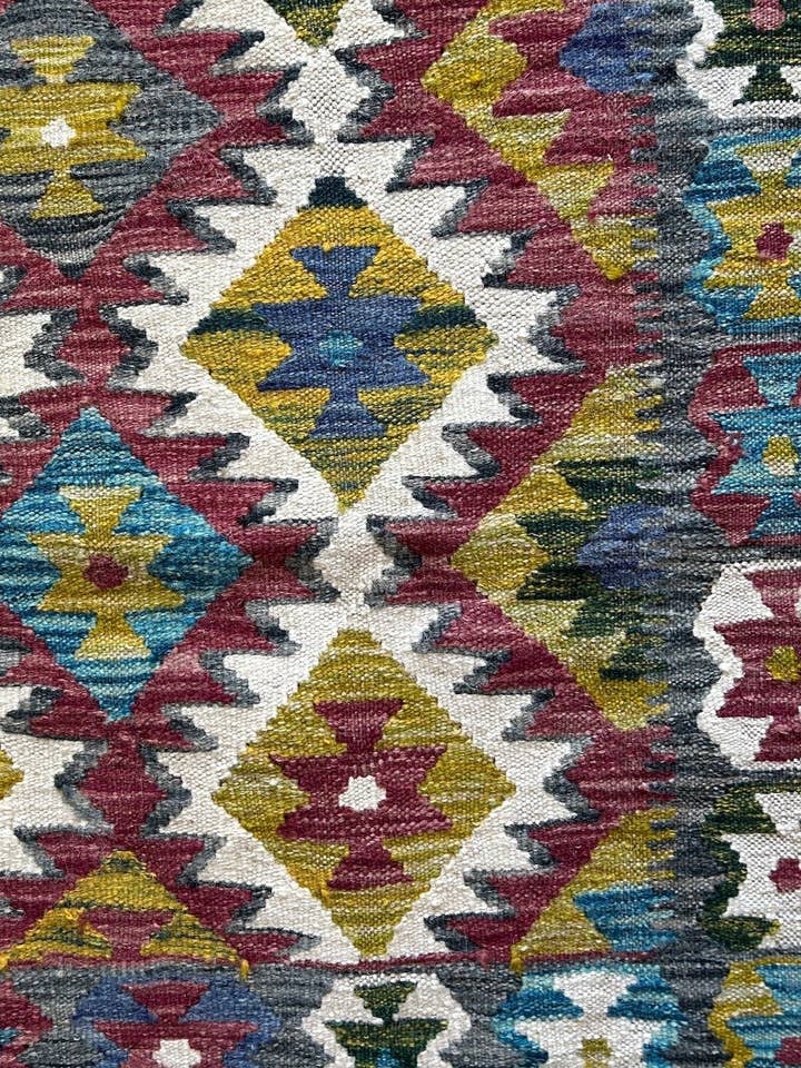 Kilim 4'x6' Rug for wholesale by Turkmen Handicrafts