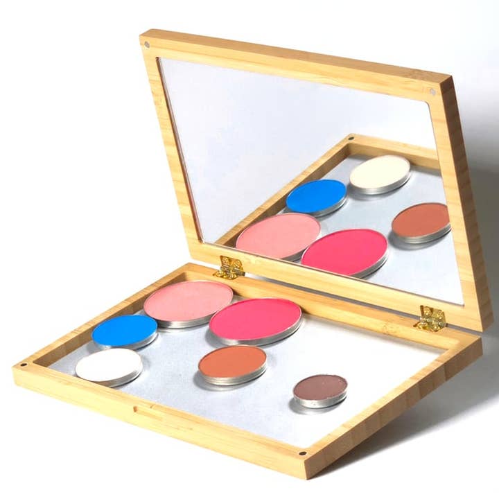 Mila Sustainable Packaging Company - Wholesale Makeup Storage Box - Large Handcrafted Bamboo Magnetic Makeup Palette1