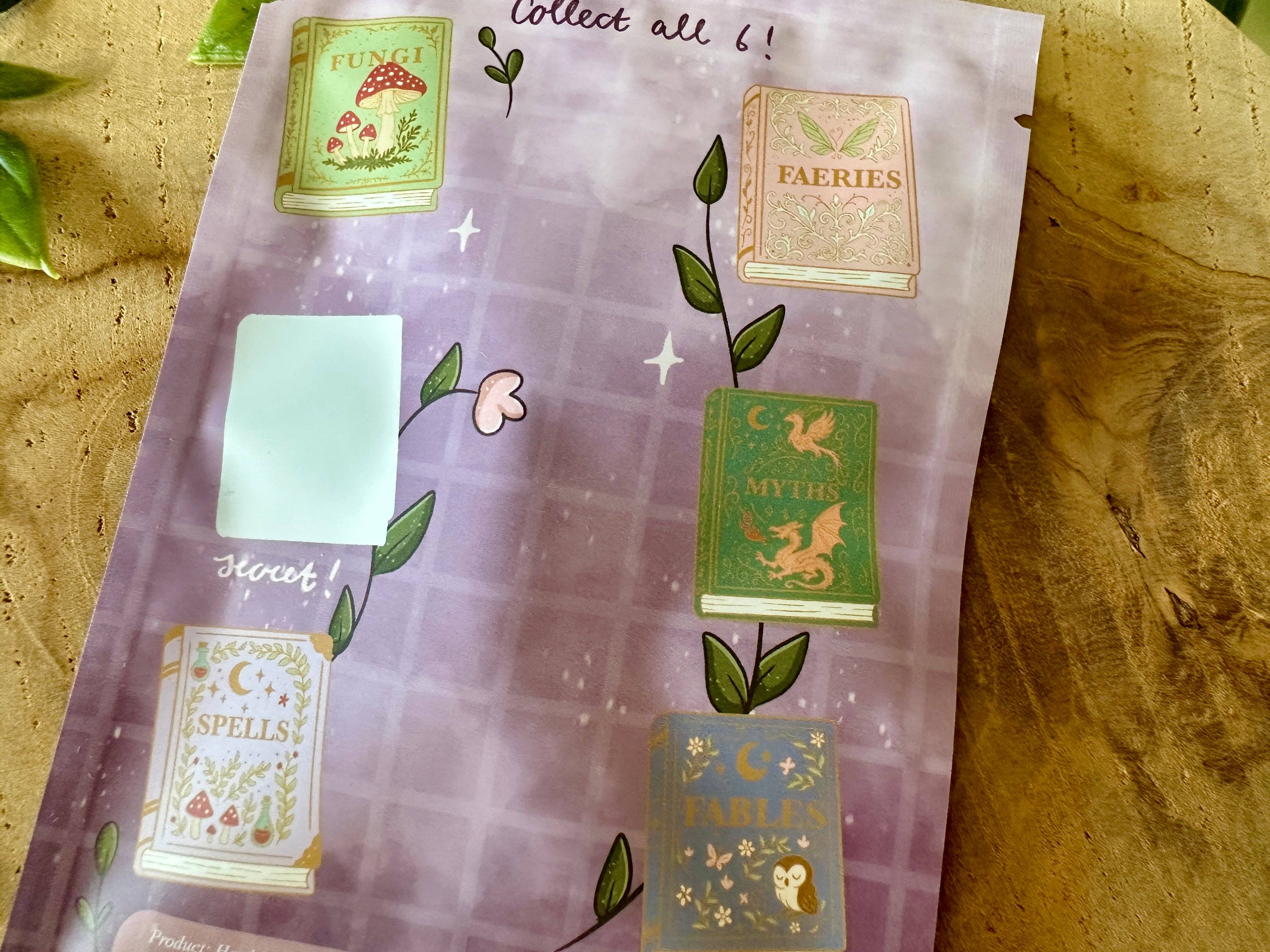 Magic&Books - Wholesale Lapel Pin/Button - Magical Books Mystery Enamel Pin Blind Bag4