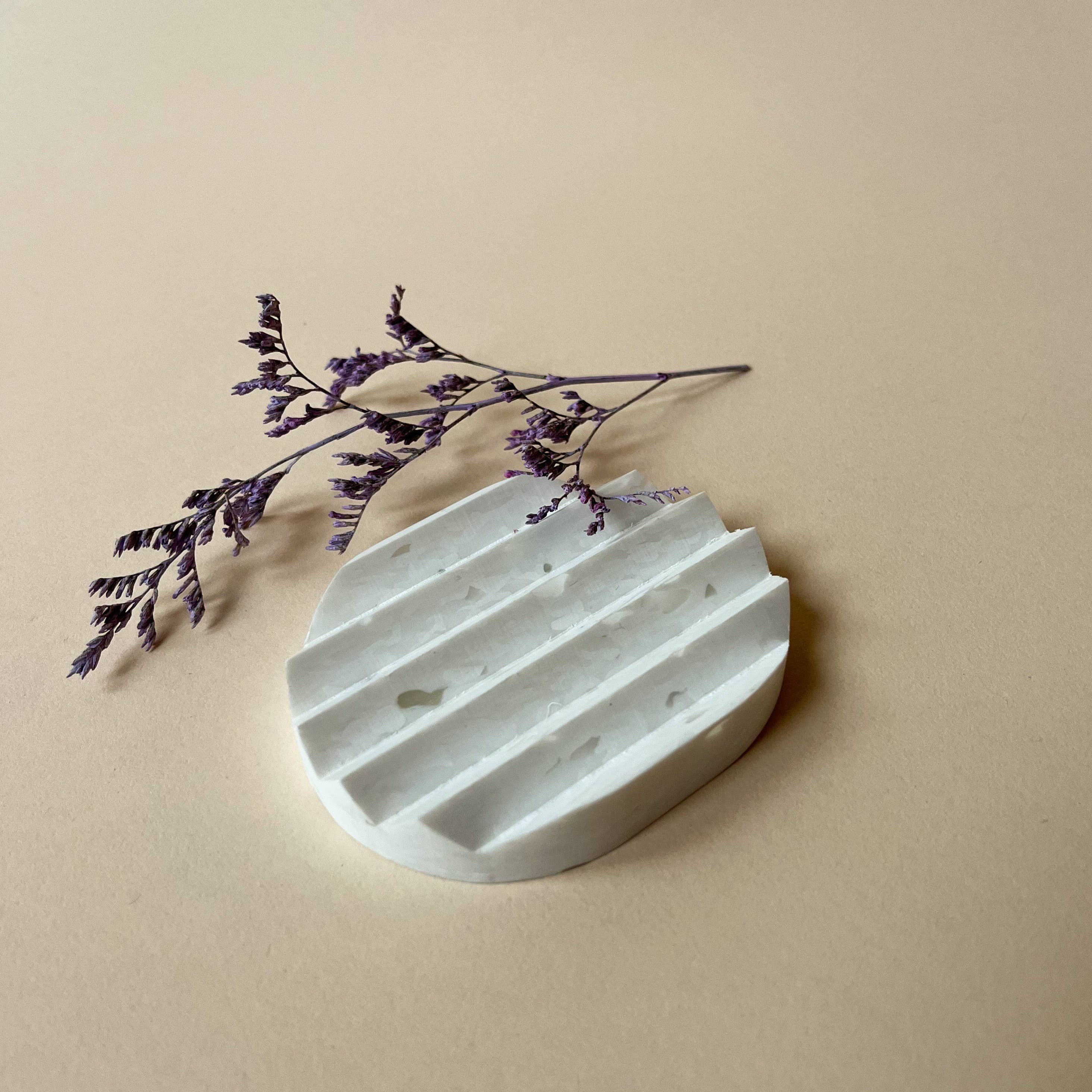 Madera Makers - Venta al por mayor Platitos para jabón de baño - Jabonera ovalada reciclada2