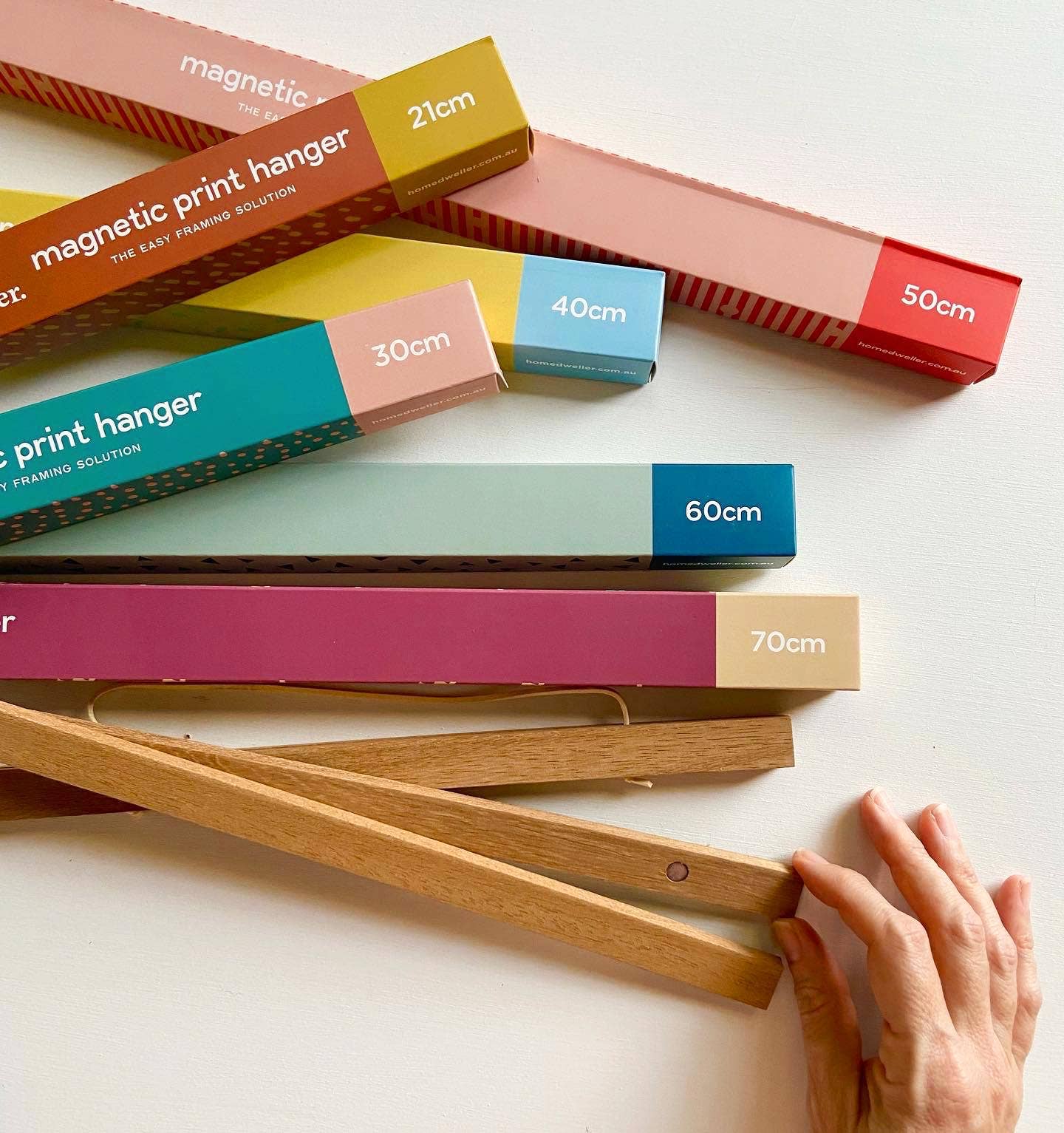 Home Dweller - Wholesale Picture Frame - 50cm Magnetic Print Hanger Frame12