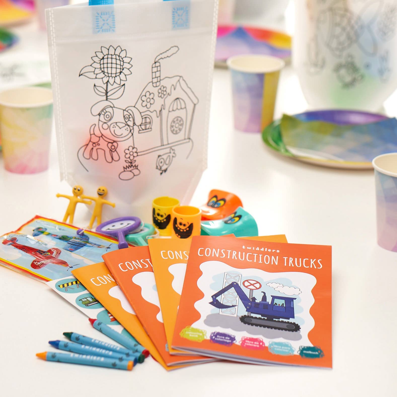 The Twiddlers - Vendita all'ingrosso Libro da colorare - Bambini e neonati - 12 libri da colorare per bambini, modelli assortiti di camion1