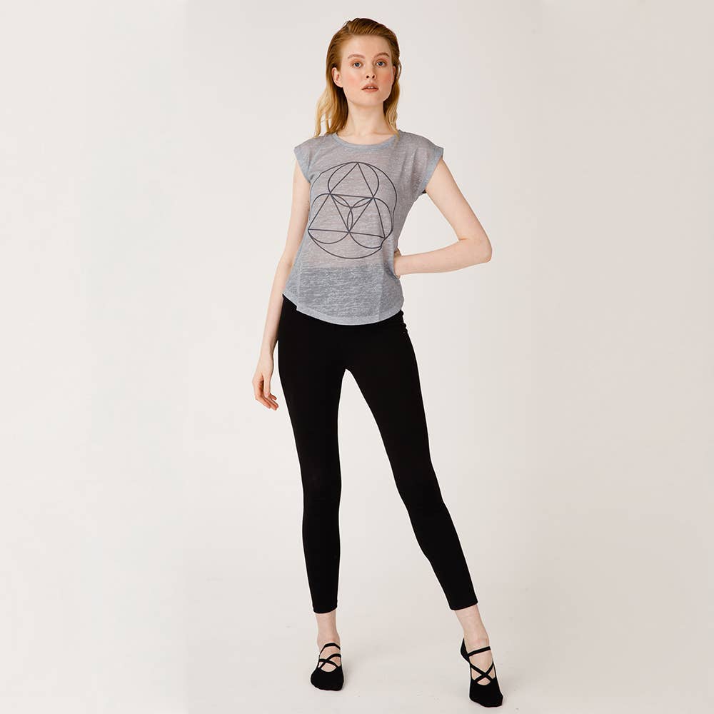 gris T-shirt gris BiggYoga Namaste en vente sur Faire5