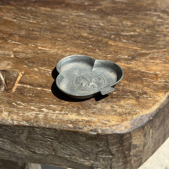 Office Objets - Wholesale Decorative Plate/Dish/Bowl - Mini clover brass dish2