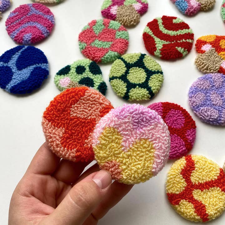 2 Sottobicchieri Per Auto Fosforescenti - Universali, Antiscivolo, In PVC, Design Fibra Di Carbonio - Foto 8