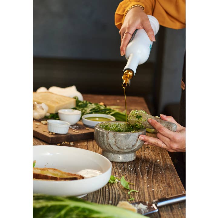 OLIVO AMIGO ---- A TASTE OF SPAIN - Wholesale Oil/Vinegar Dispenser - Stainless Steel Spout2