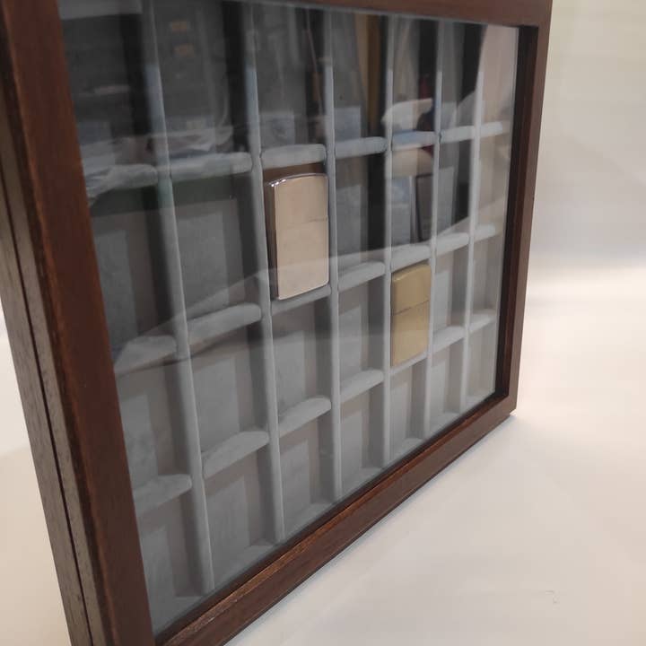 Présentoir briquet ZIPPO pour la vente par Coins&More