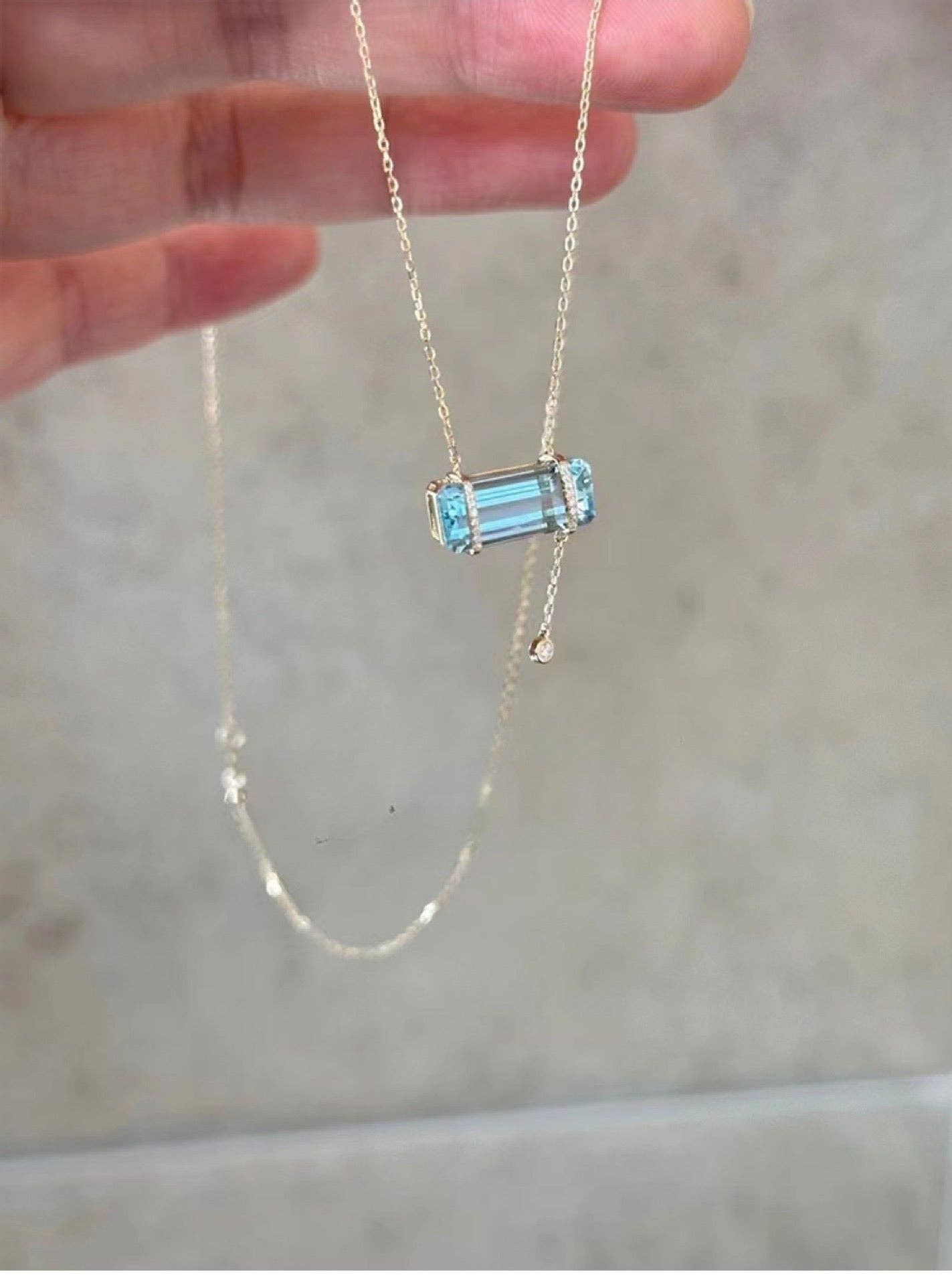 LanLivia - Wholesale Pendant/Charm Necklace - Sky Blue Ice Sugar Bar necklace6