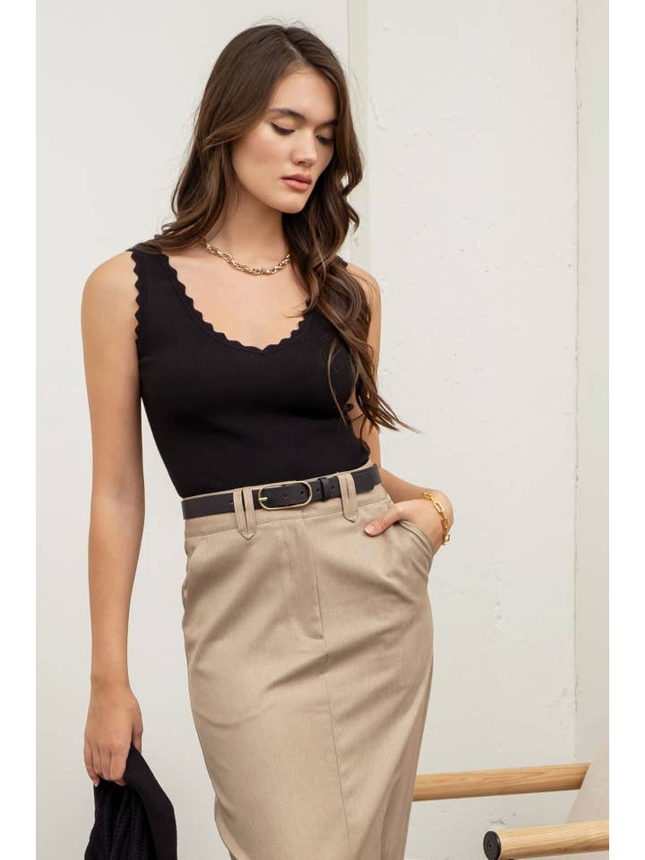 The Workshop Studio – wholesale Stickad topp - Dam – ÄRMLÖS TRÖJA MED KAMMUSSLINGSKANT STICKAD CROP TOP28