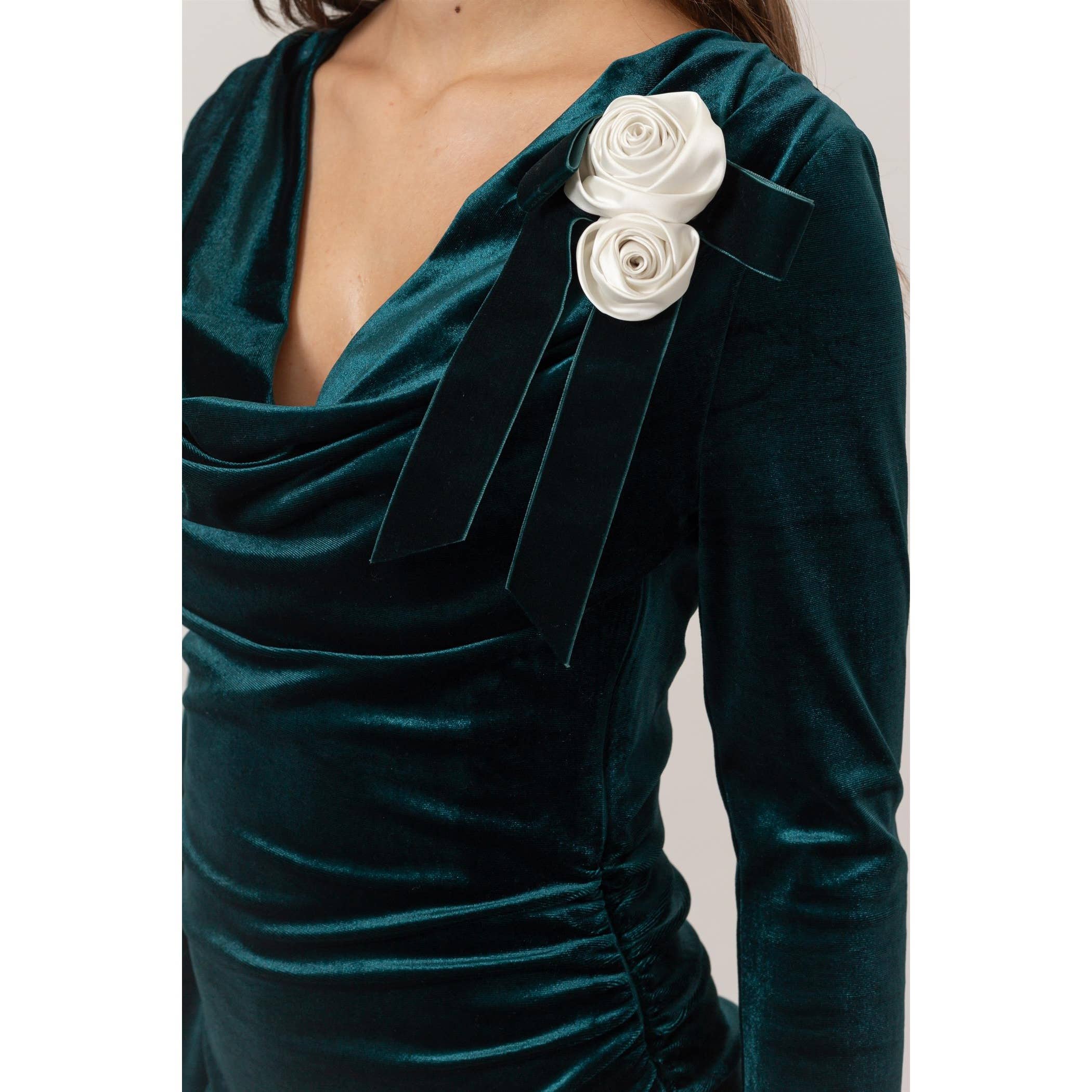 HYFVE - Venta al por mayor Vestido - Mujer - Minivestido de terciopelo con rosetones14