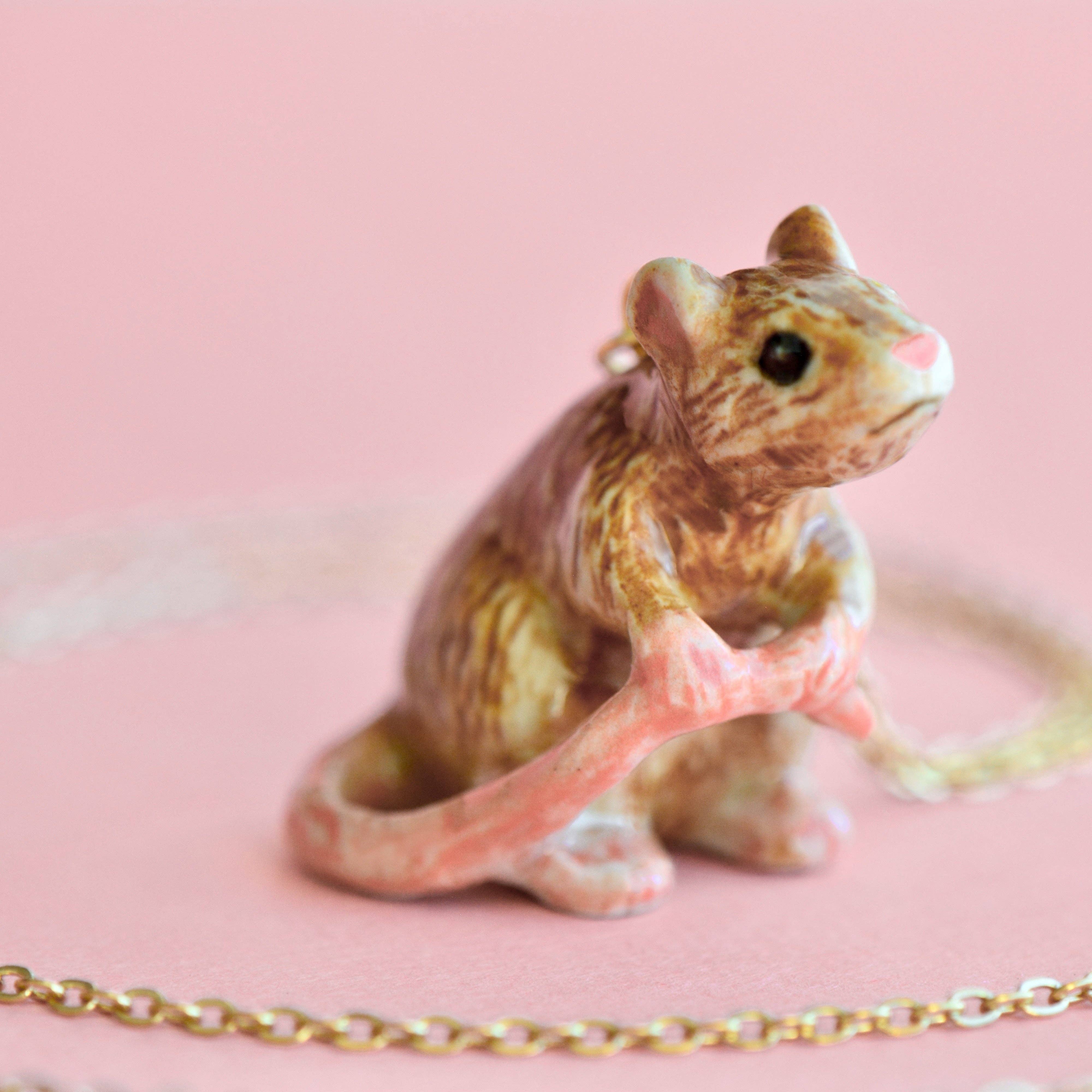 Camp Hollow Porcelain Animal Treasures - Vendita all'ingrosso Collana con ciondolo/pendaglio - Collana Rat1