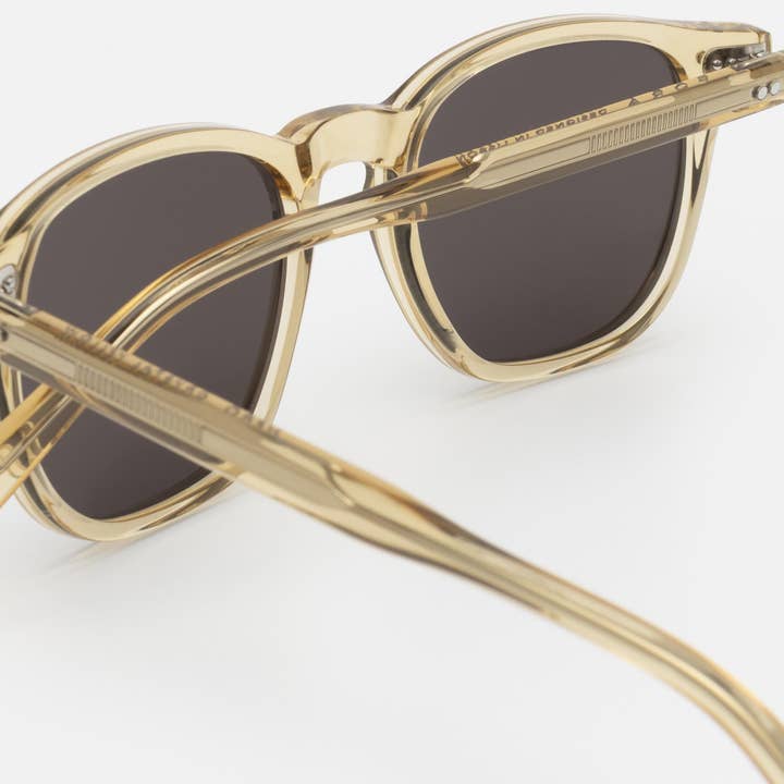 FORA - Wholesale Sunglasses - Unisex - Unisex Square Sunglasses | Hero | Acetate5