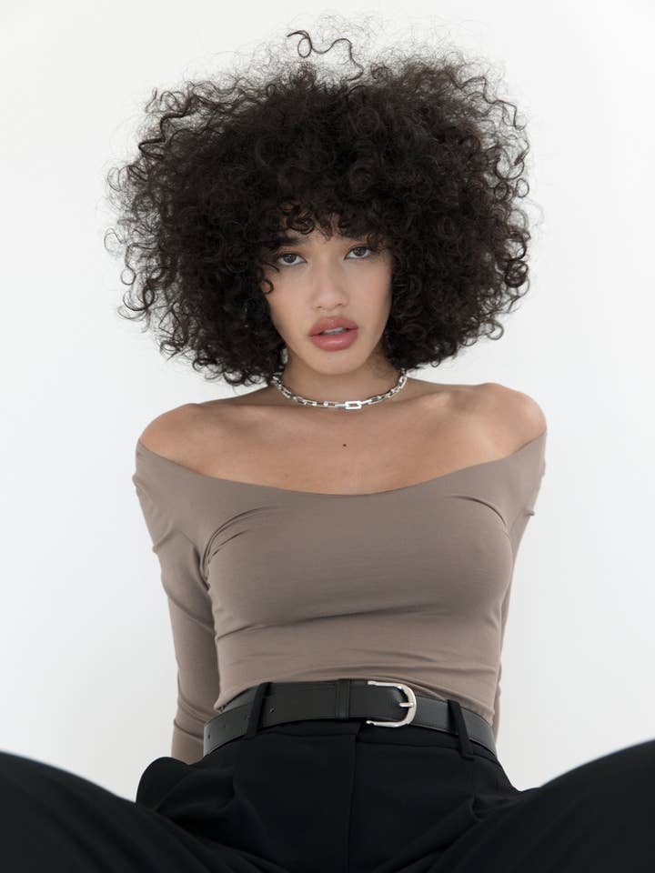 Helena Top per la vendita all'ingrosso da parte di TROIS