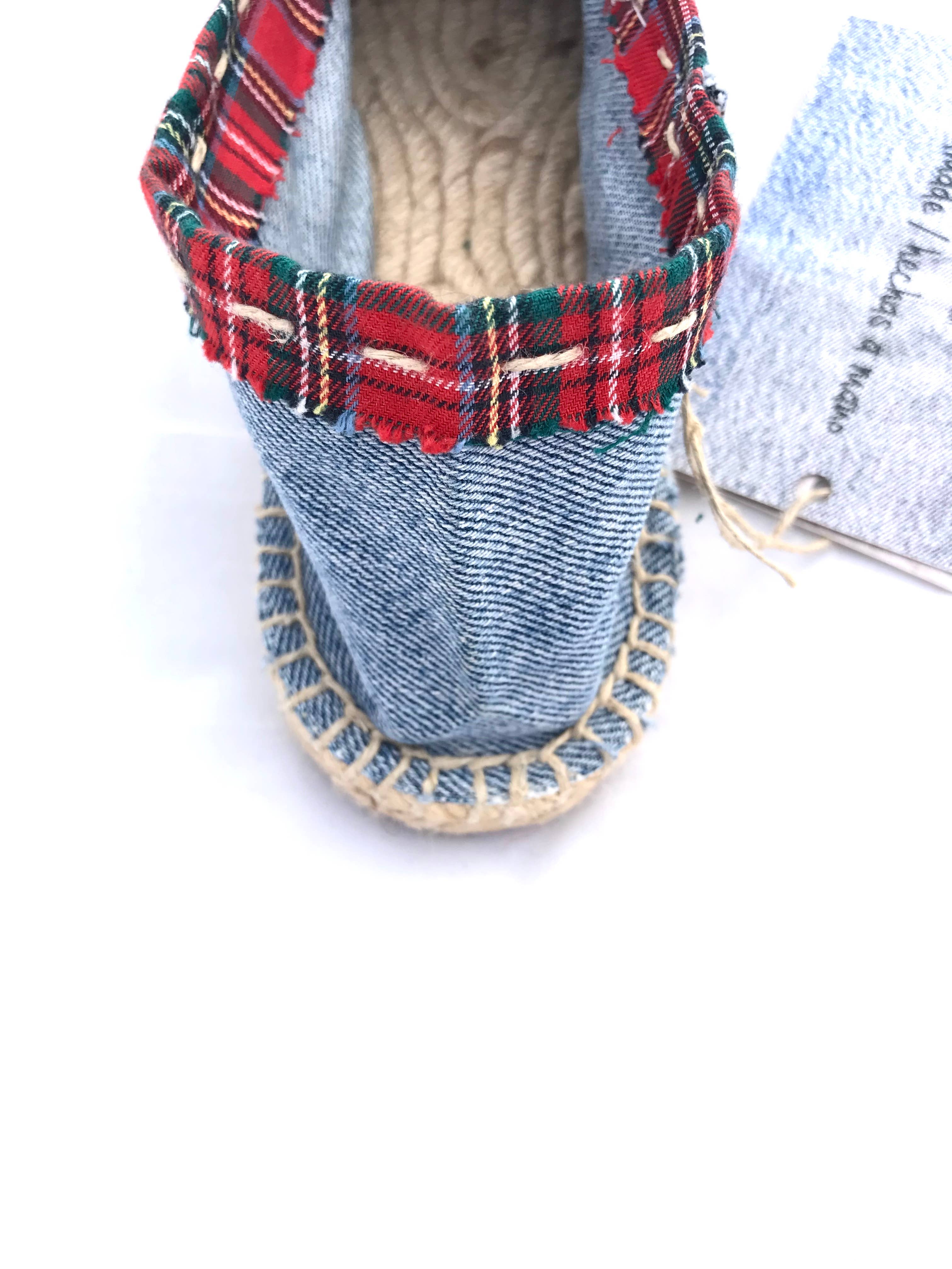 Le Fanghe - Wholesale Flats - Women's - RIVETED Q1 - Handcrafted unisex espadrilles in vintage Levi's6
