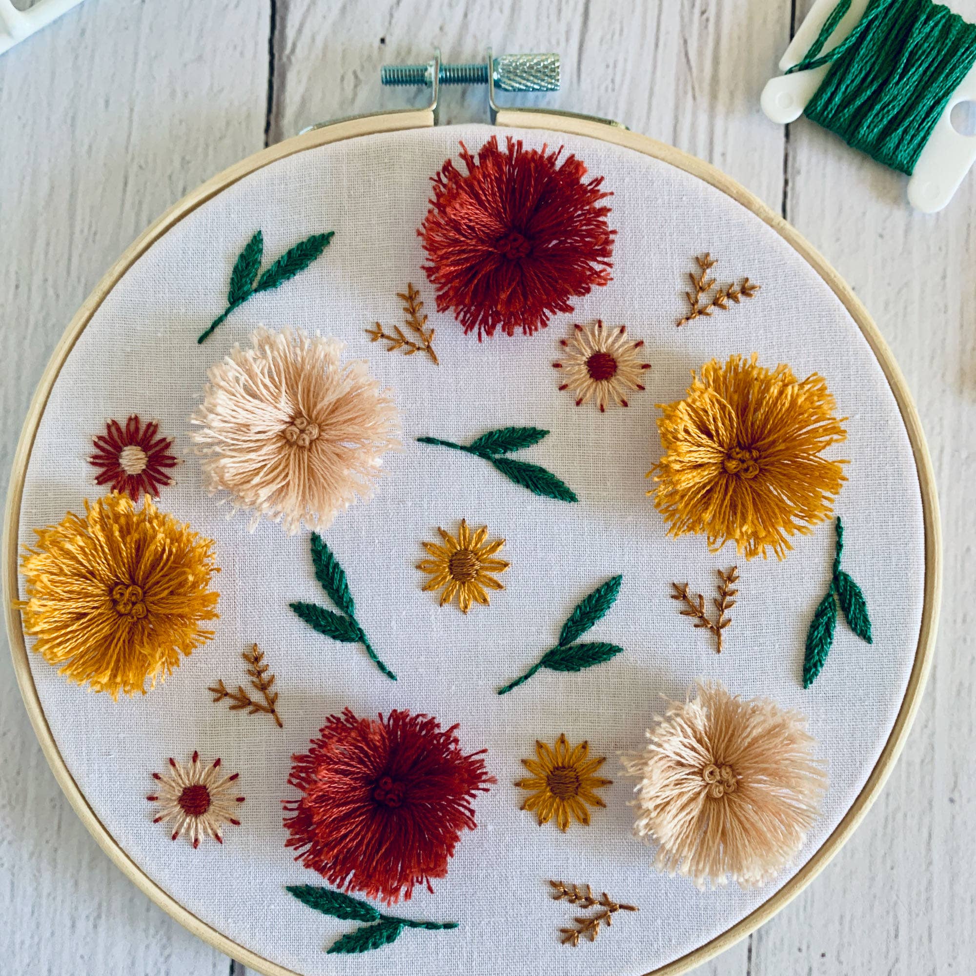 Rose Stitch Art – wholesale Embroidery/cross-stitch supplies – 3D Fluffy Florals Embroidery Kit - DIY Hoop Art for Adults. Relaxing Nature Craft Gift, Autumn Stress Relief Project, beginner friendly0