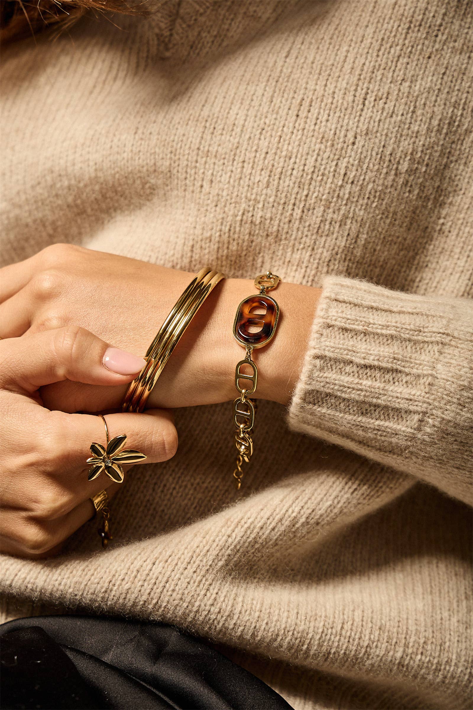 Enamel Link Bracelet Tortoiseshell Effect Gold Stainless Steel for wholesale on Faire0