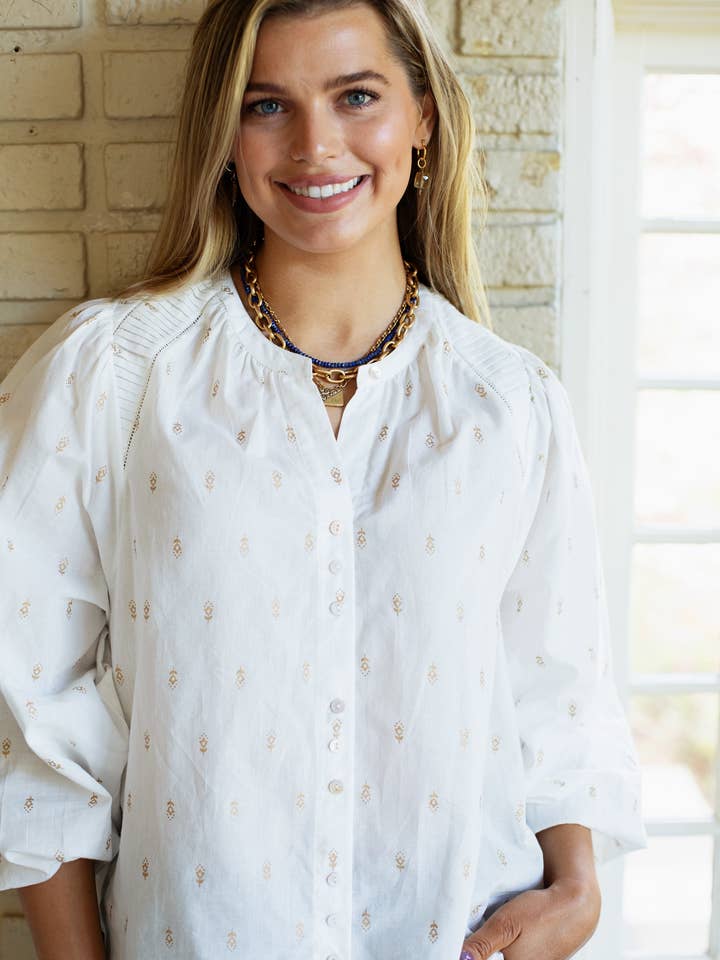 Greta Bluse i Hvid med Metallisk Blockprint af ExVoto for engroshandel hos Ex Voto