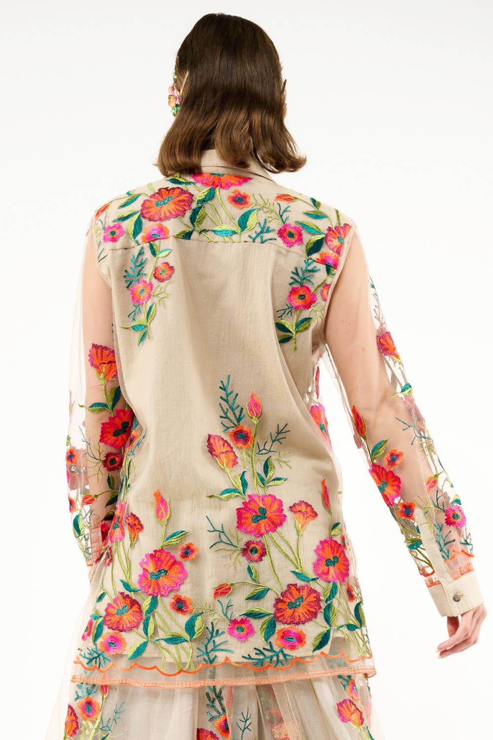 Blu Denim Camicia vintage con ricamo floreale di tulipani in vendita all'ingrosso su Faire1