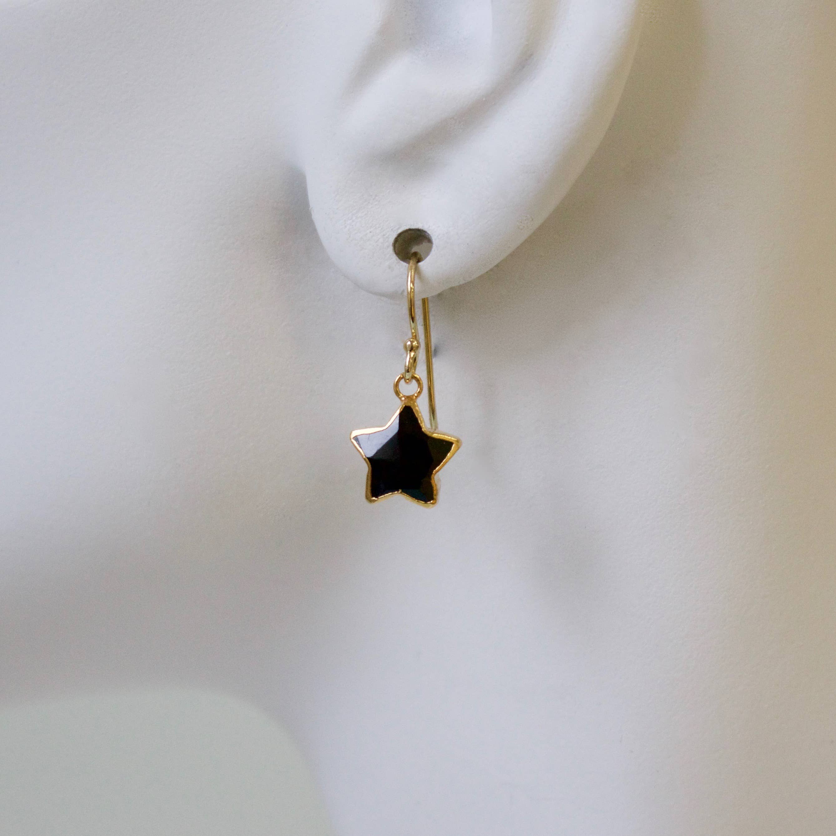 a.v. max – Großhandel Ohrhänger – Halbstein-Ohrringe mit Mini-Stern3