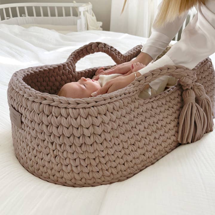 UNIQUE LOVE Design - Wholesale Bassinet - Baby - Baby basket | Warm taupe