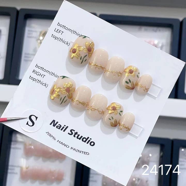 hand made Press on Nails 24174 for wholesale by foamboxnail