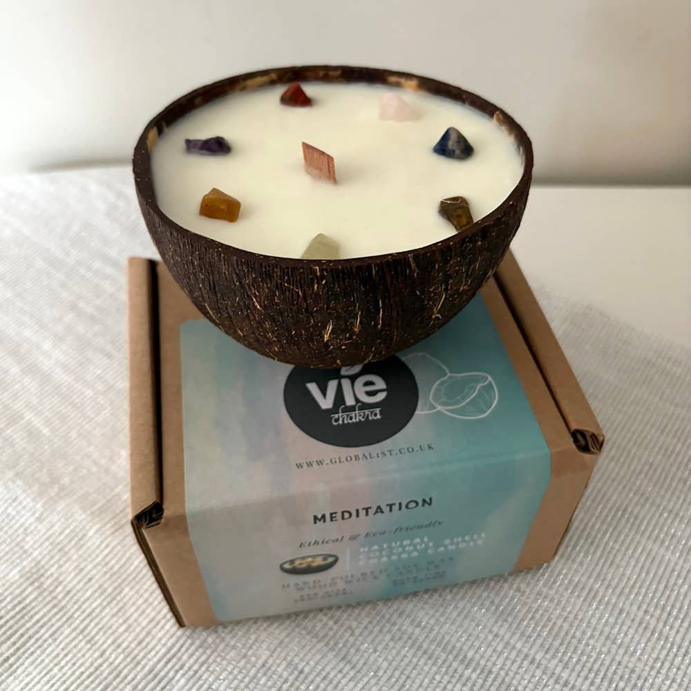 VIE – Großhandel Kerze im Glas / gefüllte Kerze – Meditationskerze aus Kokosnussschale mit 7 Chakra-Edelsteinen1