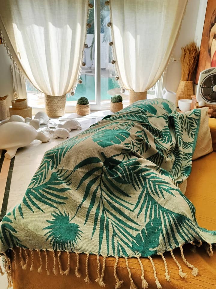 Beach towel / fouta / Throw CACTUS 1mx2m - 100% coton for wholesale by ArtisaLand