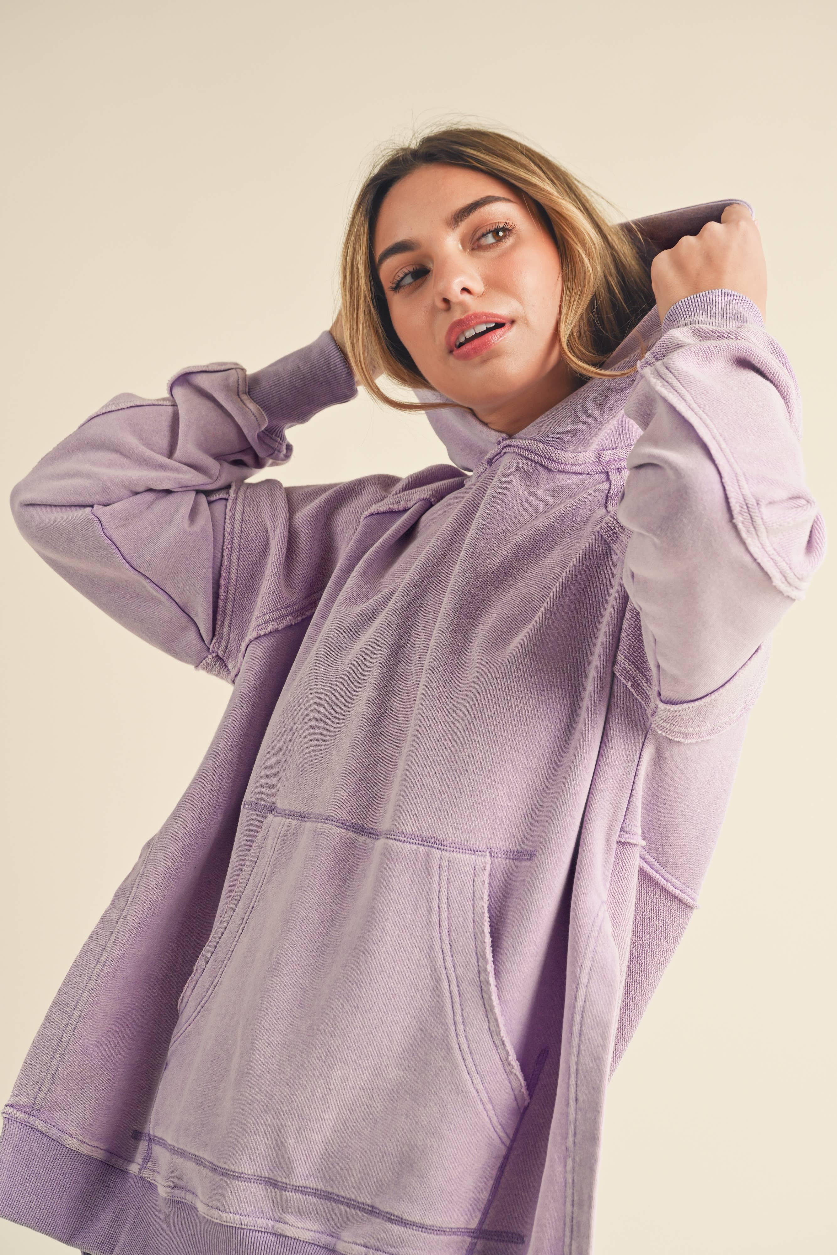 AEMI + CO – wholesale Hoodie – Women's – 966CK Deb Washed Hoodie 572