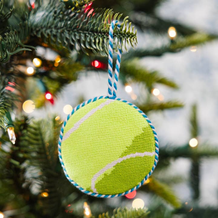 Nålpunktikonprydnad - Tennisboll för wholesale av Furbish Studio