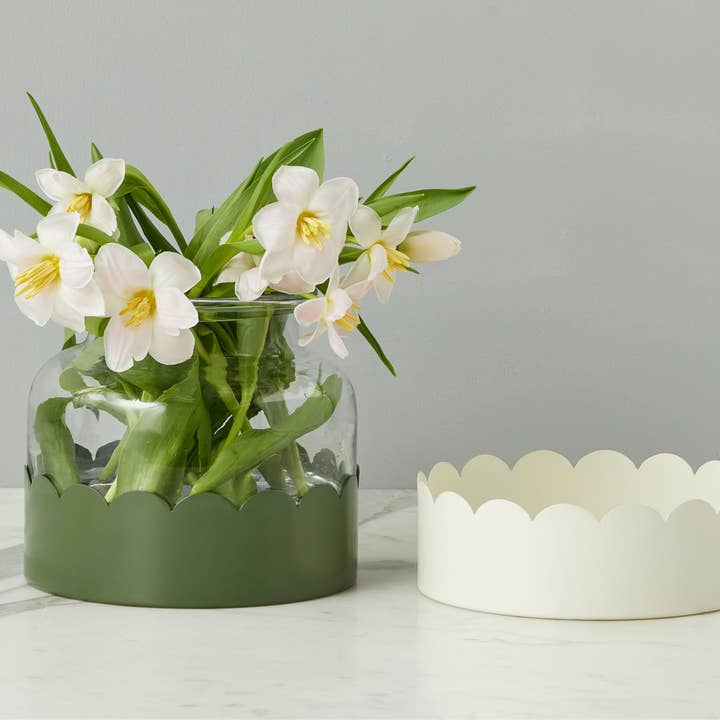 etúHOME - Wholesale Vase - 2-in-1 Scalloped Bloom Vase, White/Spruce Green4