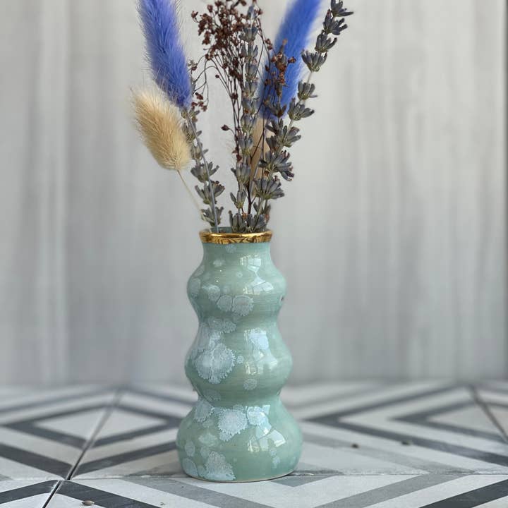Leslie Ponder Studios - Wholesale Vase - The Wave Bud Vase
