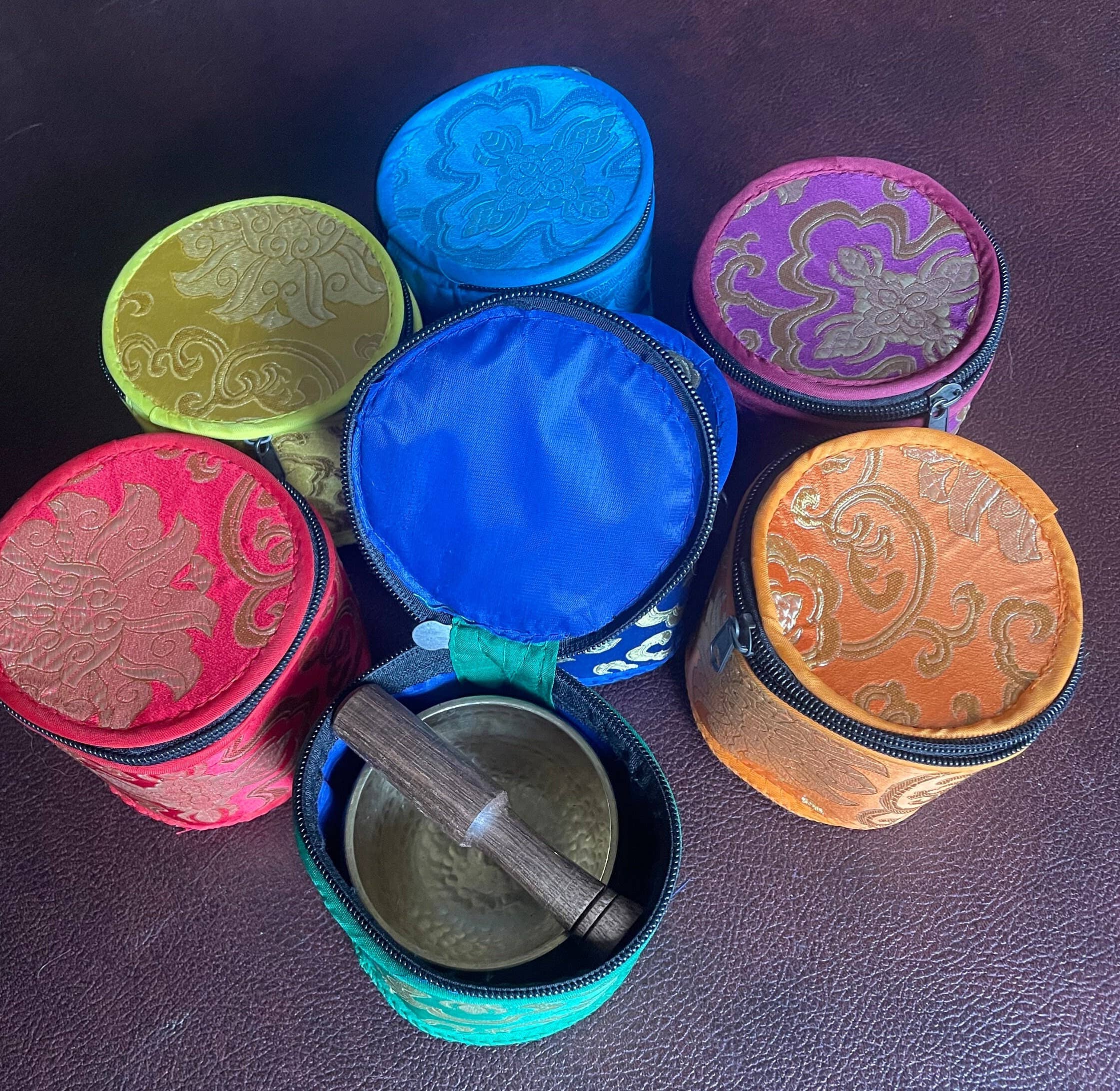 Like International - Vente Accessoire de méditation - Bol chantant tibétain fait main pour la méditation et le yoga2