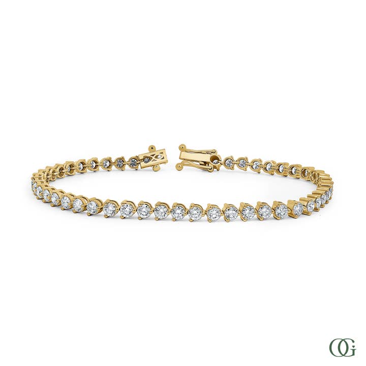 Bracelet de tennis en diamants de laboratoire lumineux (5 CTW) pour la vente par Orchid Gems Fine Jewelry